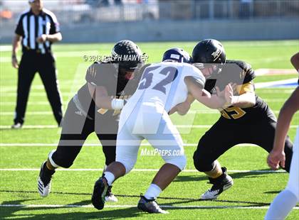 Thumbnail 3 in Sealy vs. Boerne (UIL 4A Area Playoff) photogallery.