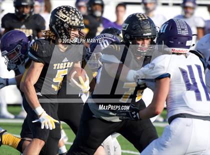 Thumbnail 3 in Sealy vs. Boerne (UIL 4A Area Playoff) photogallery.