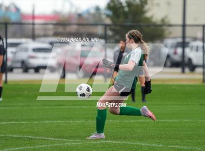 Thumbnail 3 in McGill-Toolen @ Mountain Brook photogallery.