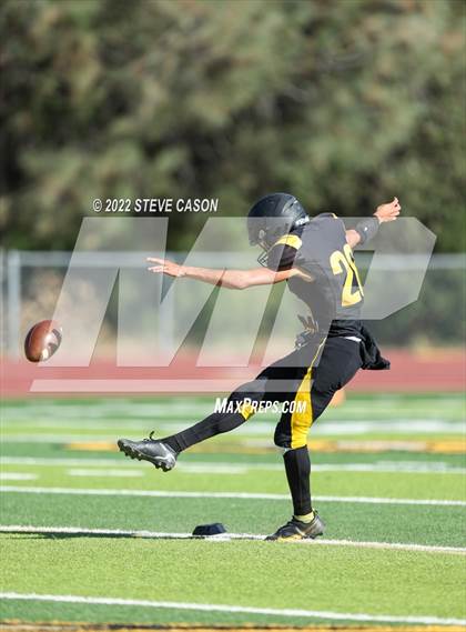 Thumbnail 2 in Inderkum @ Del Oro photogallery.