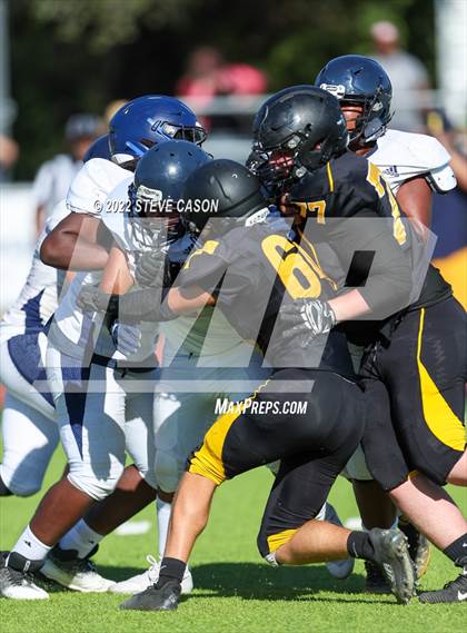 Thumbnail 3 in Inderkum @ Del Oro photogallery.