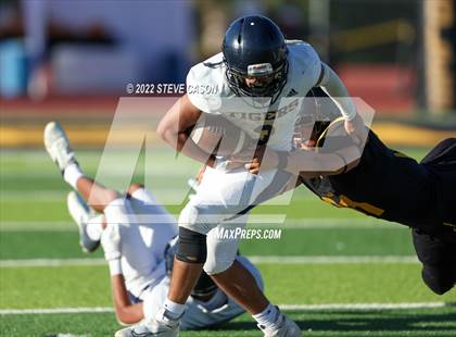 Thumbnail 3 in Inderkum @ Del Oro photogallery.