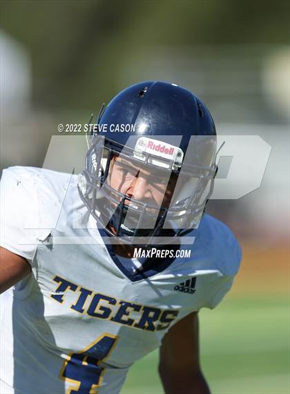 Thumbnail 2 in Inderkum @ Del Oro photogallery.