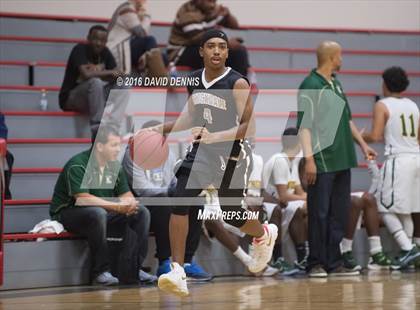 Thumbnail 1 in West vs. Stockdale photogallery.