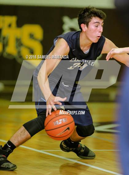 Thumbnail 3 in Crespi vs Camarillo (Sierra Canyon Invitational) photogallery.
