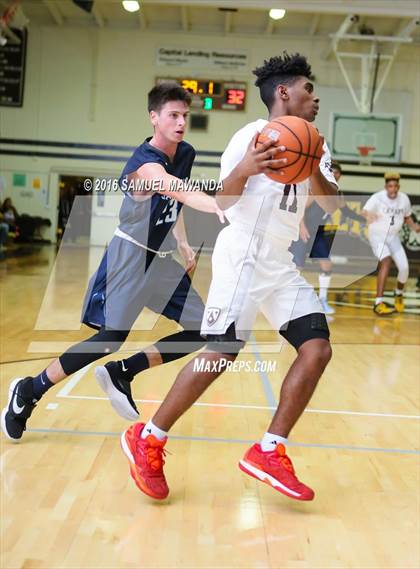 Thumbnail 2 in Crespi vs Camarillo (Sierra Canyon Invitational) photogallery.