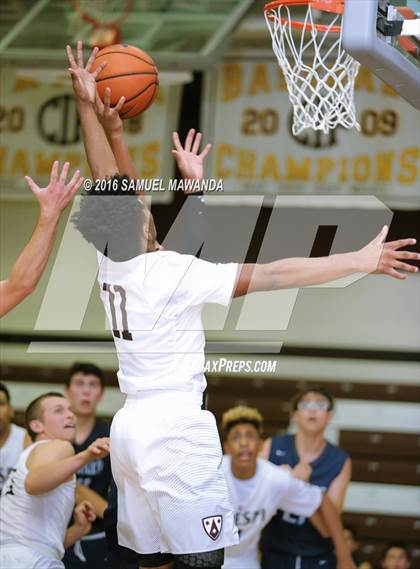 Thumbnail 2 in Crespi vs Camarillo (Sierra Canyon Invitational) photogallery.