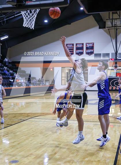 Thumbnail 3 in Broaddus @ Gary (Scrimmage) photogallery.