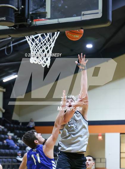 Thumbnail 1 in Broaddus @ Gary (Scrimmage) photogallery.