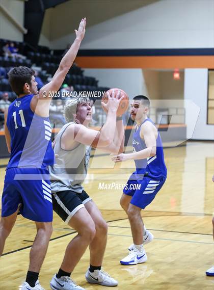 Thumbnail 2 in Broaddus @ Gary (Scrimmage) photogallery.