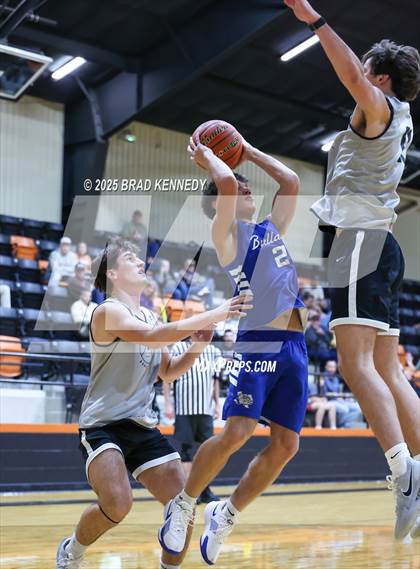 Thumbnail 2 in Broaddus @ Gary (Scrimmage) photogallery.