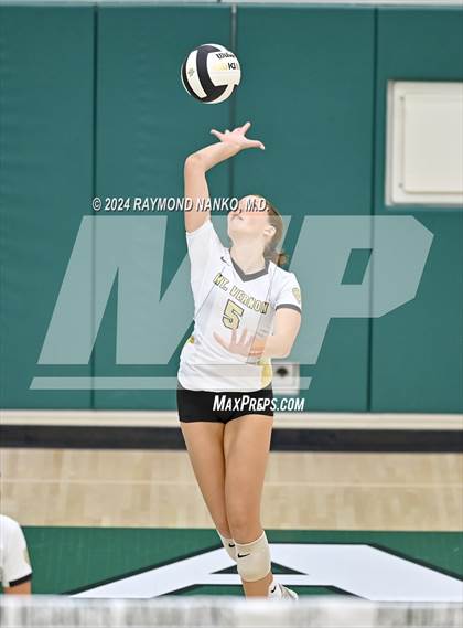 Thumbnail 1 in Richmond vs Mt Vernon (IHSAA 4A Section 39 Round 1) photogallery.