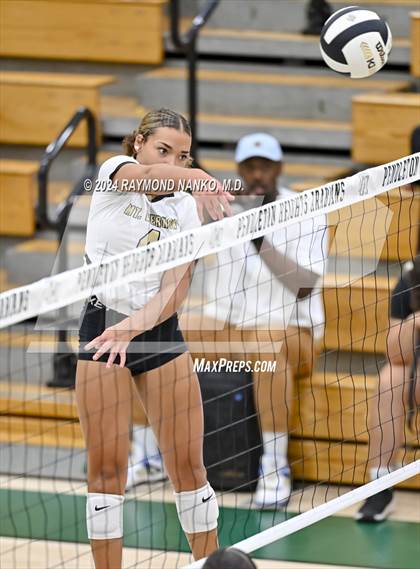Thumbnail 3 in Richmond vs Mt Vernon (IHSAA 4A Section 39 Round 1) photogallery.