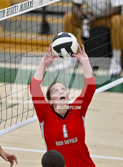 Thumbnail 2 in Richmond vs Mt Vernon (IHSAA 4A Section 39 Round 1) photogallery.