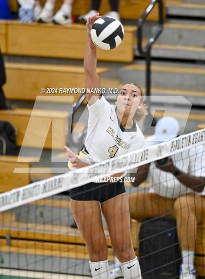 Thumbnail 3 in Richmond vs Mt Vernon (IHSAA 4A Section 39 Round 1) photogallery.