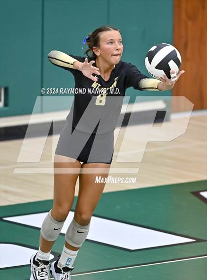 Thumbnail 1 in Richmond vs Mt Vernon (IHSAA 4A Section 39 Round 1) photogallery.