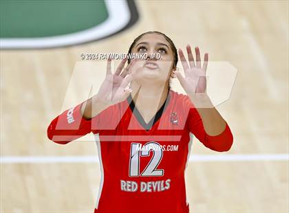 Thumbnail 1 in Richmond vs Mt Vernon (IHSAA 4A Section 39 Round 1) photogallery.