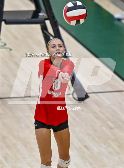 Thumbnail 1 in Richmond vs Mt Vernon (IHSAA 4A Section 39 Round 1) photogallery.