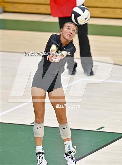 Thumbnail 1 in Richmond vs Mt Vernon (IHSAA 4A Section 39 Round 1) photogallery.