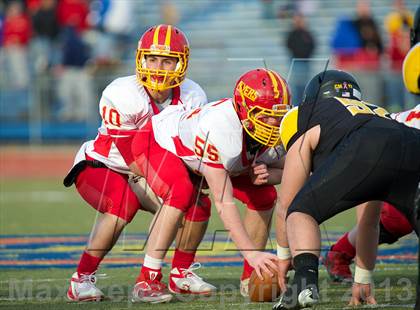 Thumbnail 2 in St. Anthony's vs. Chaminade (CHSFL Class AAA Final) photogallery.