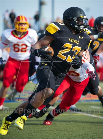 Thumbnail 3 in St. Anthony's vs. Chaminade (CHSFL Class AAA Final) photogallery.