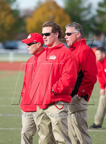 Thumbnail 3 in St. Anthony's vs. Chaminade (CHSFL Class AAA Final) photogallery.