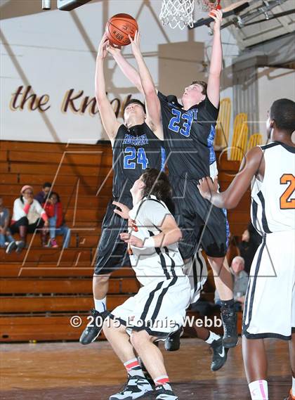 Thumbnail 2 in Edgemont vs Tuckahoe (Coaches vs Cancer Super Classic) photogallery.