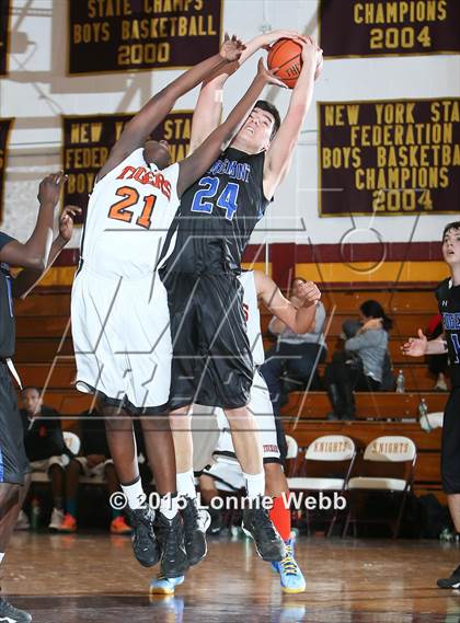 Thumbnail 2 in Edgemont vs Tuckahoe (Coaches vs Cancer Super Classic) photogallery.