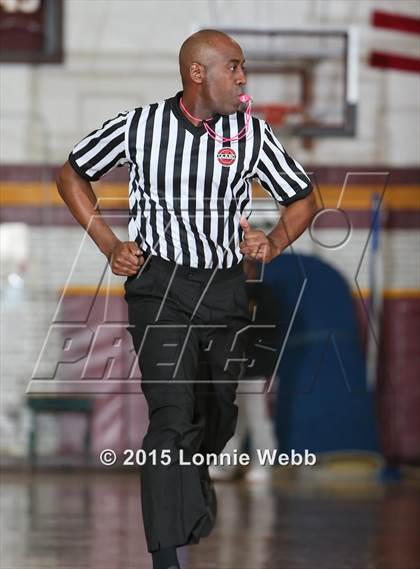 Thumbnail 1 in Edgemont vs Tuckahoe (Coaches vs Cancer Super Classic) photogallery.