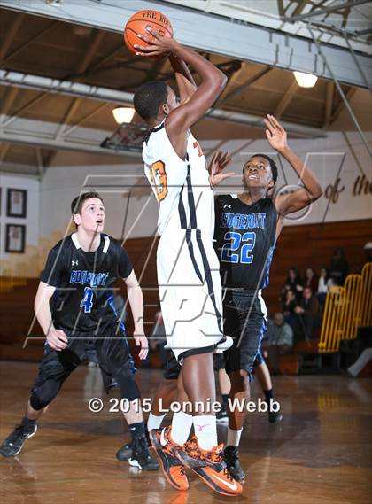 Thumbnail 1 in Edgemont vs Tuckahoe (Coaches vs Cancer Super Classic) photogallery.