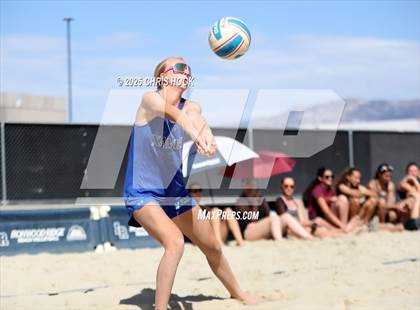 Thumbnail 2 in O'Connor vs Xavier College Prep (CatBox Classic Beach Invitational) photogallery.