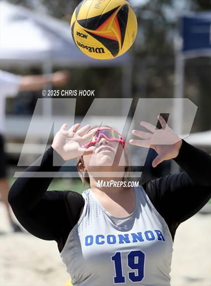 Thumbnail 3 in O'Connor vs Xavier College Prep (CatBox Classic Beach Invitational) photogallery.