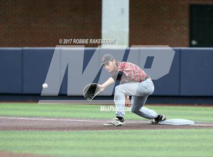 Thumbnail 2 in Martin vs. Marcus (UIL 6A Semifinal) photogallery.