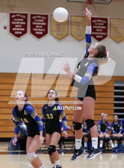 Thumbnail 2 in Oaks Christian vs Agoura photogallery.