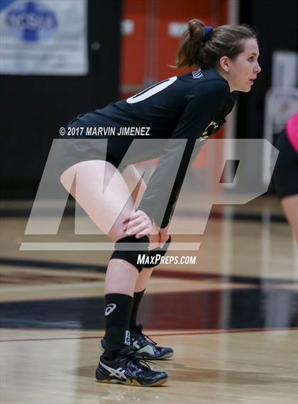 Thumbnail 3 in Oaks Christian vs Agoura photogallery.