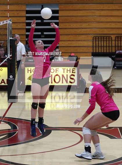 Thumbnail 2 in Oaks Christian vs Agoura photogallery.