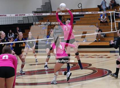 Thumbnail 3 in Oaks Christian vs Agoura photogallery.