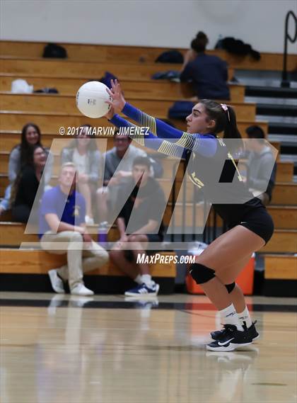 Thumbnail 1 in Oaks Christian vs Agoura photogallery.