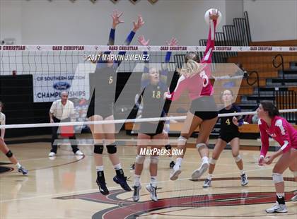 Thumbnail 2 in Oaks Christian vs Agoura photogallery.