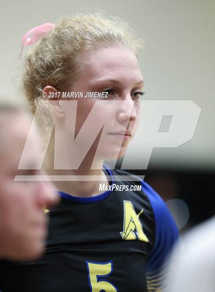 Thumbnail 3 in Oaks Christian vs Agoura photogallery.
