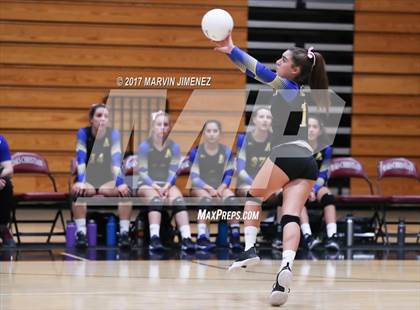 Thumbnail 2 in Oaks Christian vs Agoura photogallery.
