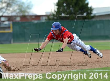 Thumbnail 2 in Reno @ Wooster photogallery.