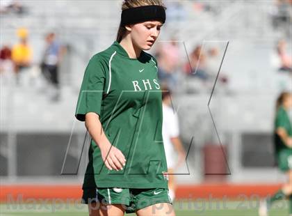Thumbnail 2 in Royal vs. Simi Valley photogallery.