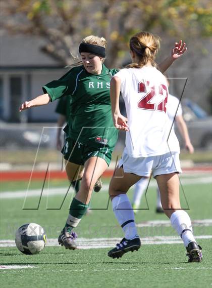 Thumbnail 3 in Royal vs. Simi Valley photogallery.