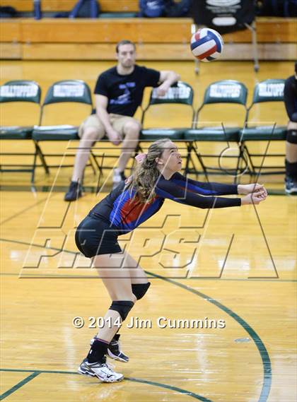 Thumbnail 3 in Prospect vs Glenbard South (Hilltopper Invite) photogallery.