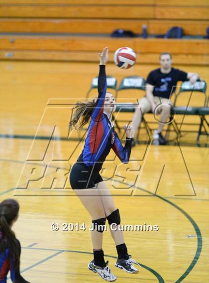 Thumbnail 1 in Prospect vs Glenbard South (Hilltopper Invite) photogallery.