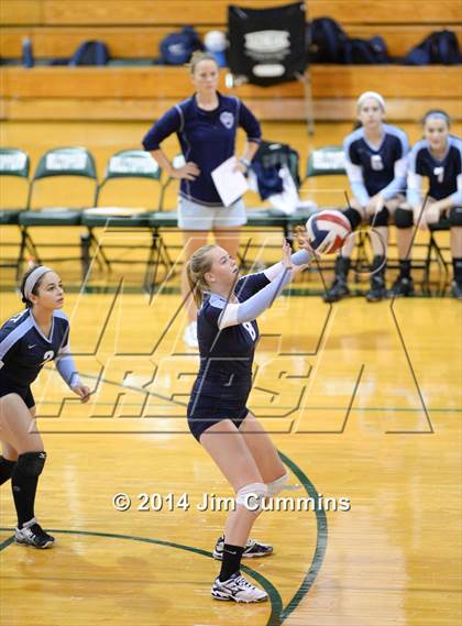 Thumbnail 2 in Prospect vs Glenbard South (Hilltopper Invite) photogallery.
