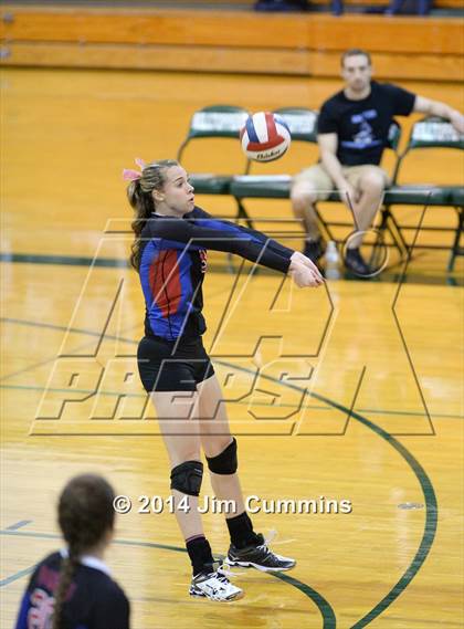 Thumbnail 3 in Prospect vs Glenbard South (Hilltopper Invite) photogallery.