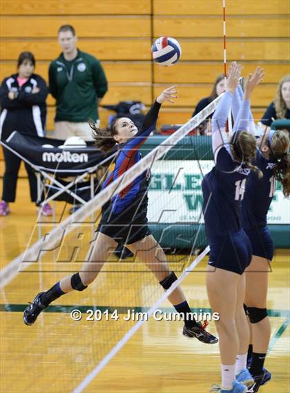Thumbnail 2 in Prospect vs Glenbard South (Hilltopper Invite) photogallery.