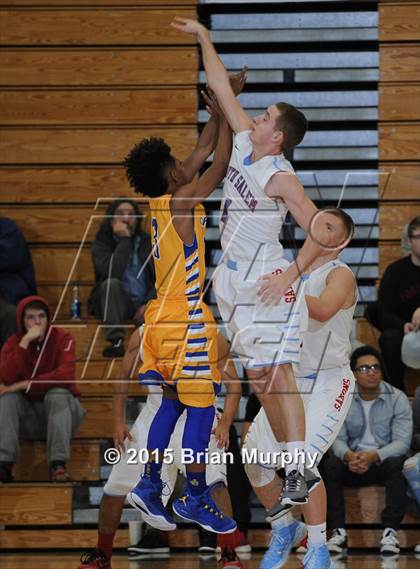 Thumbnail 1 in Jefferson vs. South Salem (Les Schwab Invitational) photogallery.